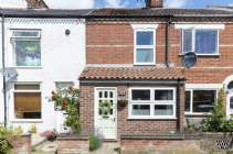 Main Photo of a 3 bedroom  Terraced House for sale