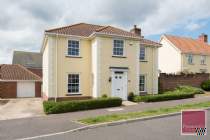 Main Photo of a 4 bedroom  Detached House for sale