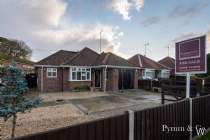 Main Photo of a 2 bedroom  Detached Bungalow for sale