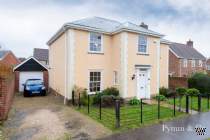 Main Photo of a 4 bedroom  Detached House for sale