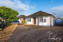 Main Photo of a 2 bedroom  Detached Bungalow for sale