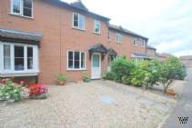 Main Photo of a 2 bedroom  Terraced House to rent