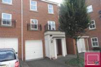 Main Photo of a 3 bedroom  Town House to rent