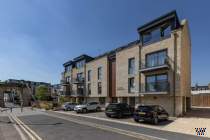 Main Photo of a 1 bedroom  Apartment to rent