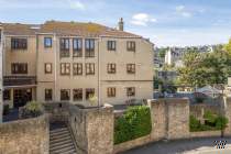 Main Photo of a 2 bedroom  Apartment to rent