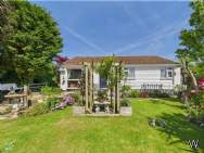 Main Photo of a 3 bedroom  Bungalow for sale