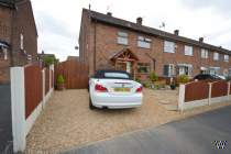 Main Photo of a 2 bedroom  End of Terrace House for sale