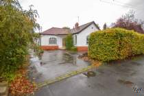 Main Photo of a 3 bedroom  Detached Bungalow for sale