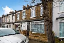 Main Photo of a 3 bedroom  Terraced House for sale