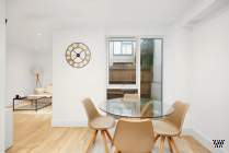 Main Photo of a 1 bedroom  Apartment for sale