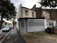 Main Photo of a 3 bedroom  Terraced House for sale