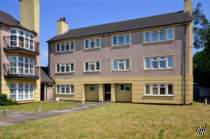 Main Photo of a 1 bedroom  Flat for sale