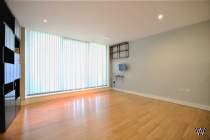 Main Photo of a 2 bedroom  Flat to rent