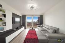 Main Photo of a 1 bedroom  Flat for sale