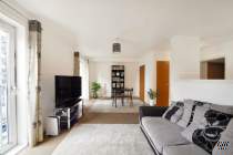 Main Photo of a 2 bedroom  Flat for sale