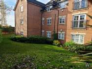 Main Photo of a 2 bedroom  Ground Flat for sale