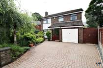 Main Photo of a 4 bedroom  Detached House for sale