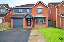 Main Photo of a 4 bedroom  Detached House for sale