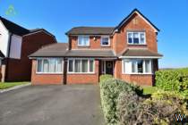 Main Photo of a 4 bedroom  Detached House for sale