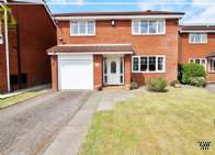 Main Photo of a 4 bedroom  Detached House for sale