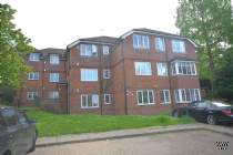 Main Photo of a 2 bedroom  Apartment to rent