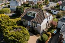 Main Photo of a 4 bedroom  Detached House for sale