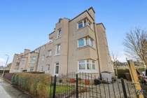Main Photo of a 2 bedroom  Flat to rent