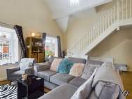 Main Photo of a 1 bedroom  Apartment for sale