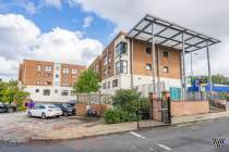 Main Photo of a 2 bedroom  Apartment for sale