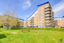 Main Photo of a 2 bedroom  Apartment for sale