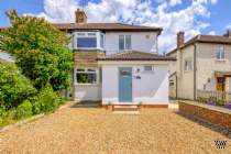 Main Photo of a 3 bedroom  Semi Detached House for sale