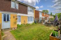 Main Photo of a 2 bedroom  Maisonette for sale