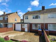 Main Photo of a 3 bedroom  Semi Detached House for sale