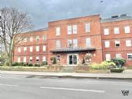 Main Photo of a 1 bedroom  Flat for sale