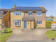 Main Photo of a 4 bedroom  Detached House for sale