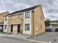 Main Photo of a 3 bedroom  Semi Detached House for sale