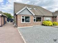 Main Photo of a 4 bedroom  Semi Detached House for sale
