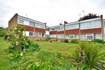 Main Photo of a 2 bedroom  Flat for sale