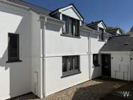 Main Photo of a 3 bedroom  Town House for sale