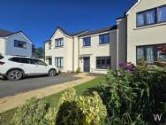 Main Photo of a 2 bedroom  Terraced House for sale