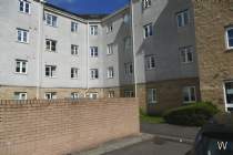 Main Photo of a 2 bedroom  Flat to rent