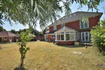 Main Photo of a 6 bedroom  Detached House for sale