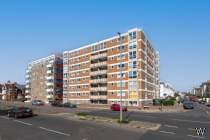 Main Photo of a 2 bedroom  Flat to rent