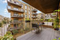 Main Photo of a 2 bedroom  Apartment for sale