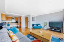 Main Photo of a 1 bedroom  Apartment for sale