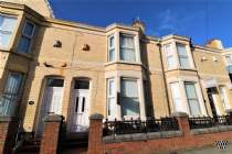 Main Photo of a 5 bedroom  Terraced House for sale