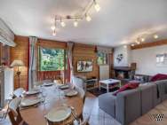 Main Photo of a 3 bedroom  Apartment for sale