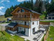 Main Photo of a 6 bedroom  Chalet for sale