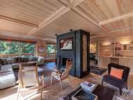 Main Photo of a 5 bedroom  Apartment for sale