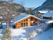 Main Photo of a 5 bedroom  Chalet for sale